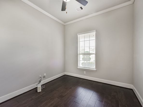 623 Aquilla Square, Webster TX 77598