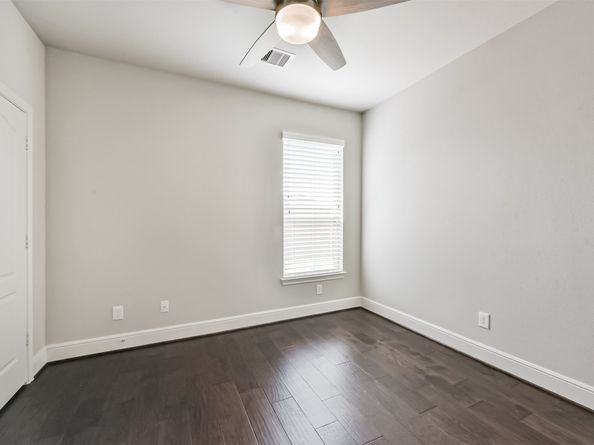 623 Aquilla Square, Webster TX 77598