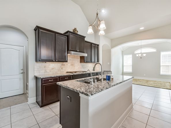 623 Aquilla Square, Webster TX 77598