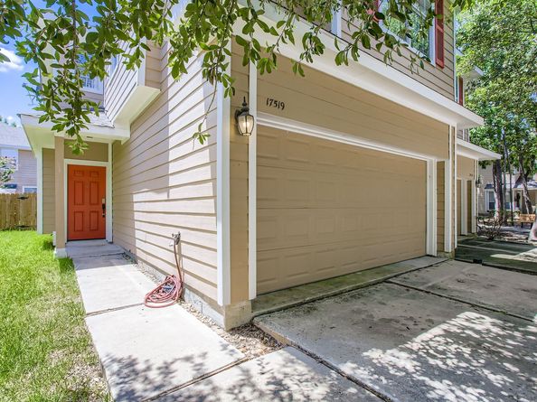 17519 Bering Bridge Lane, Humble TX 77346