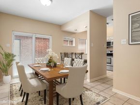 2428 Bering Drive 2428, Houston TX 77057