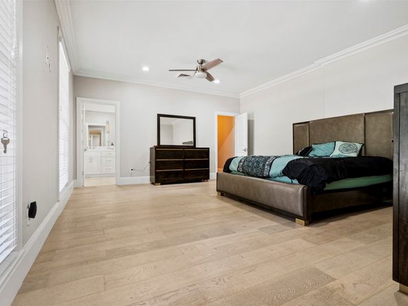 17022 Northgate Forest Drive, Houston TX 77068