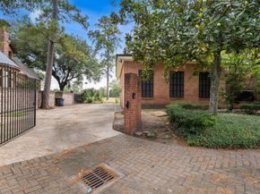 17022 Northgate Forest Drive, Houston TX 77068