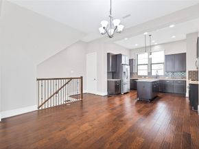 5451 Larkin Street, Houston TX 77007