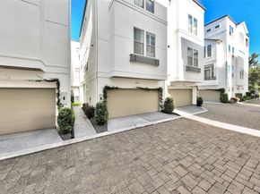 5451 Larkin Street, Houston TX 77007