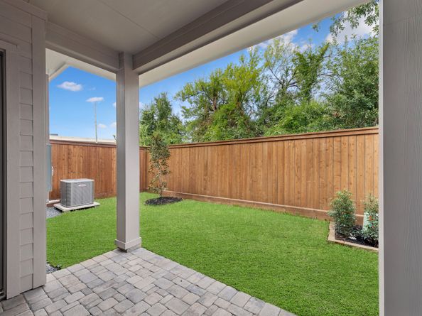 16042 Mason Run Drive, Houston TX 77079