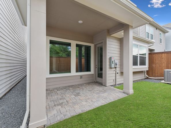 16042 Mason Run Drive, Houston TX 77079