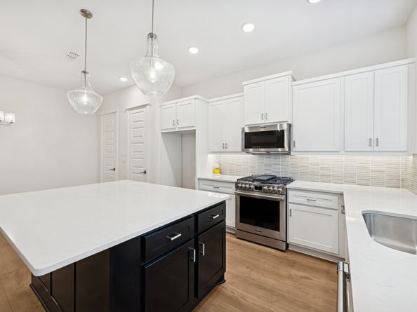 16042 Mason Run Drive, Houston TX 77079