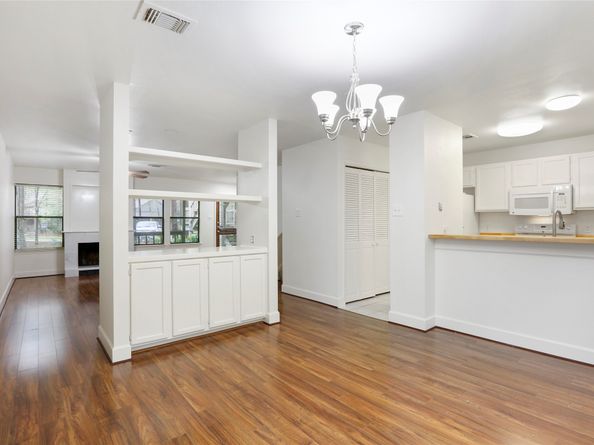 28 Sawmill Grove Lane, The Woodlands TX 77380