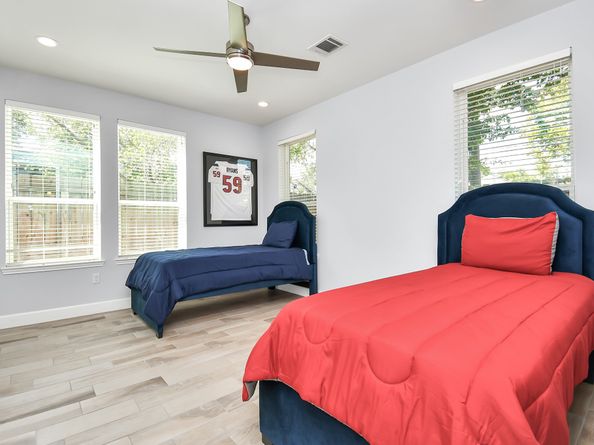 5418 Elysian Street, Houston TX 77009