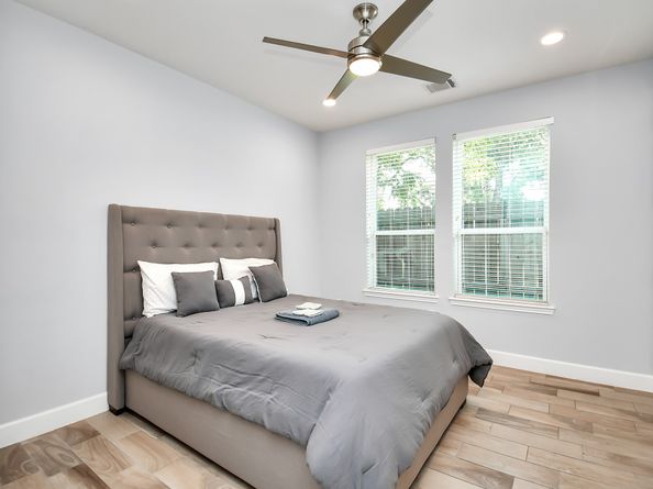 5418 Elysian Street, Houston TX 77009