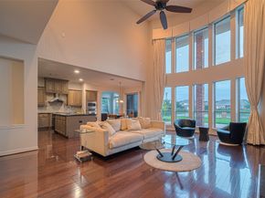 8707 Crossriver Lane, Houston TX 77095