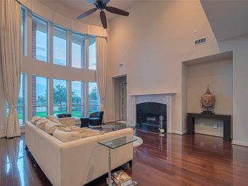 8707 Crossriver Lane