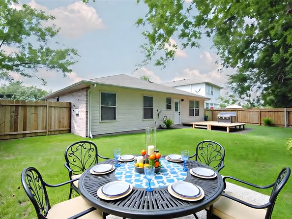 16827 Watering Oaks ln, Houston TX 77083