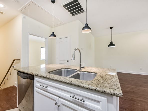 242 Lenox Street, Houston TX 77011