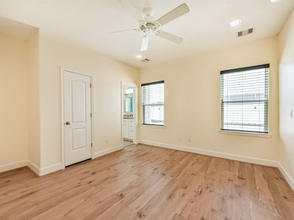 242 Lenox Street, Houston TX 77011