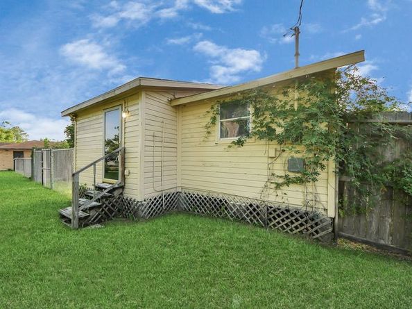 6821 Haight Street, Houston TX 77028