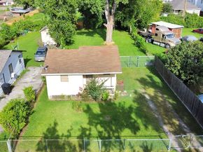 6821 Haight Street, Houston TX 77028
