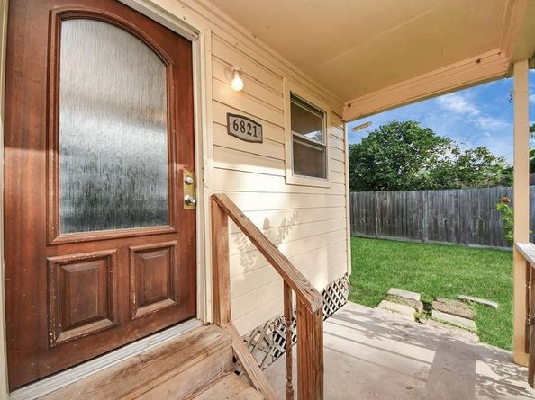 6821 Haight Street, Houston TX 77028