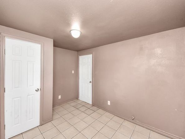 6821 Haight Street, Houston TX 77028