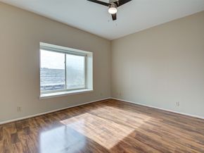 2213 S Braeswood Boulevard 13C, Houston TX 77030
