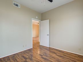 2213 S Braeswood Boulevard 13C, Houston TX 77030