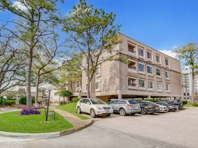 2213 S Braeswood Boulevard 13C, Houston TX 77030