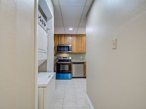 2213 S Braeswood Boulevard 13C, Houston TX 77030