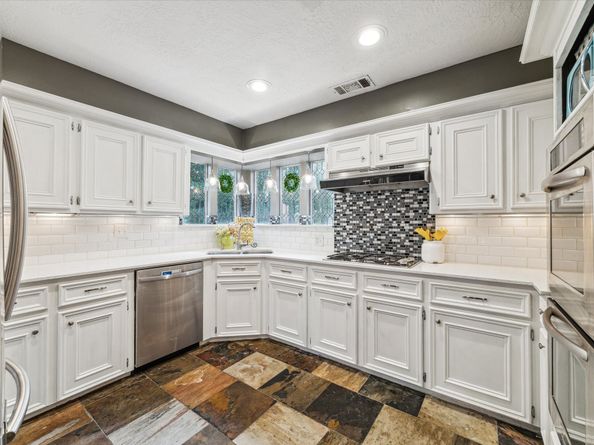 14615 Sunny Grove Drive, Houston TX 77070