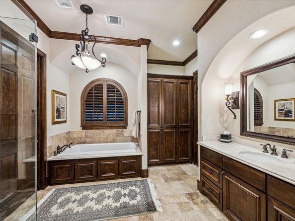 3751 Aberdeen Way, Houston TX 77025