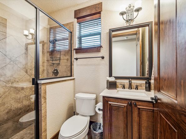 3751 Aberdeen Way, Houston TX 77025