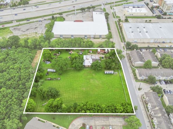 9310 Tallyho Road, Houston TX 77017