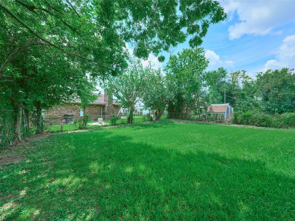 8530 Guinevere Street, Houston TX 77029