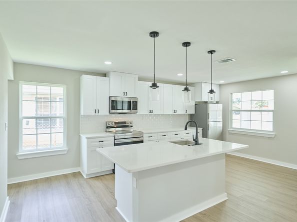 8530 Guinevere Street, Houston TX 77029