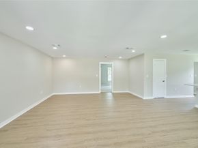 8530 Guinevere Street, Houston TX 77029