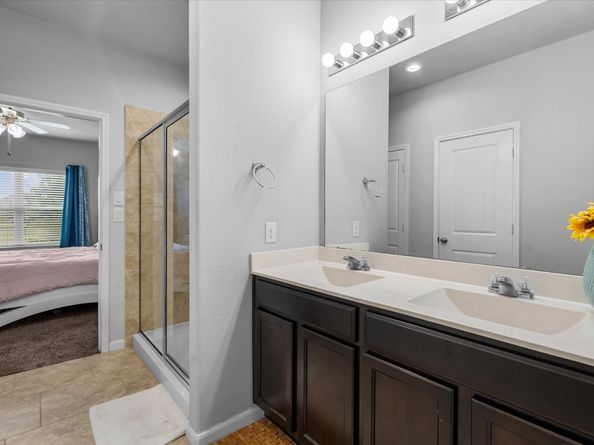 1412 Lake City Lane, Houston TX 77047