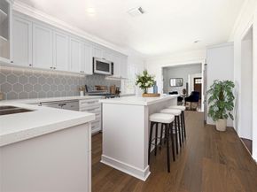 636 Pizer Street, Houston TX 77009
