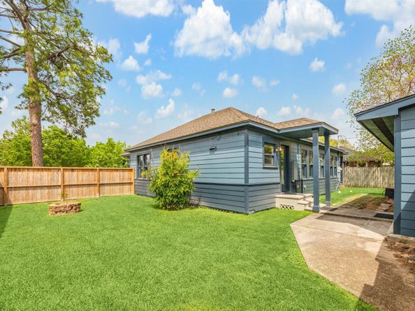 636 Pizer Street, Houston TX 77009