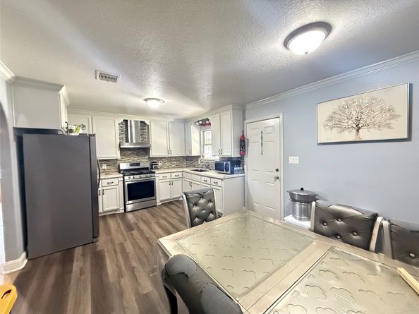 5103 Northridge Drive, Houston TX 77033