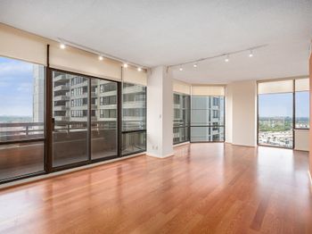 14 Greenway Plaza