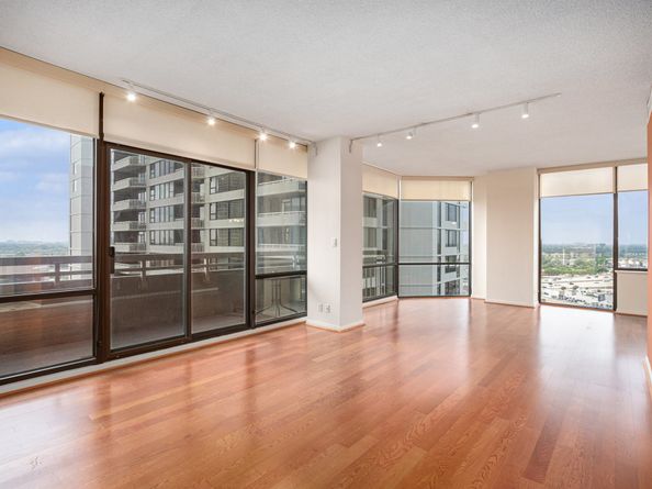 14 Greenway Plaza 13P, Houston TX 77046