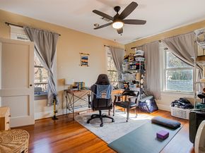 528 Hawthorne Street, Houston TX 77006