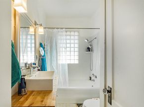 528 Hawthorne Street, Houston TX 77006