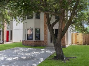 3016 La Estancia Lane, Houston TX 77093