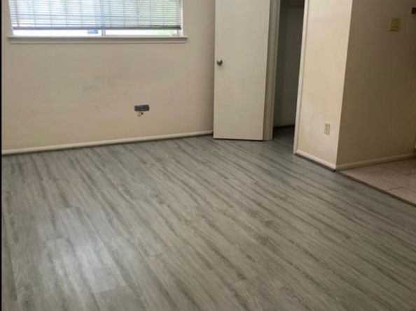 9006 Roos Road, Houston TX 77036