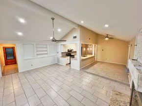 9006 Roos Road, Houston TX 77036