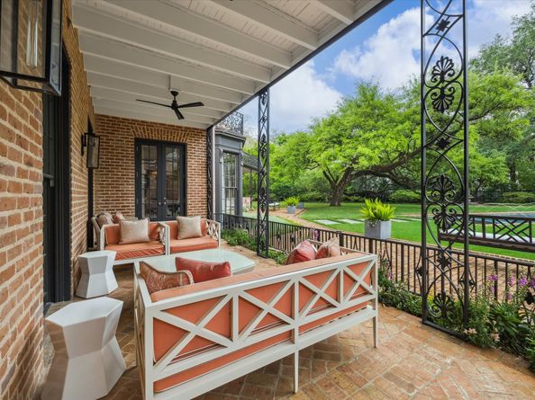 3 Remington Lane, Houston TX 77005