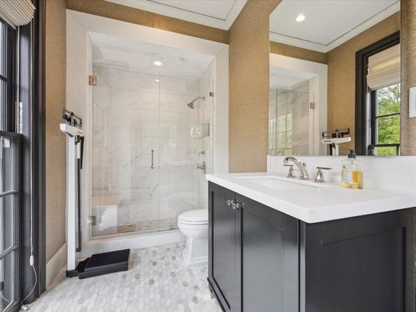 3 Remington Lane, Houston TX 77005
