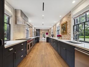 3 Remington Lane, Houston TX 77005
