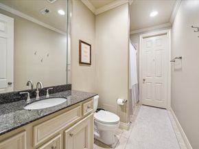 4001 Bellefontaine A, Houston TX 77025
